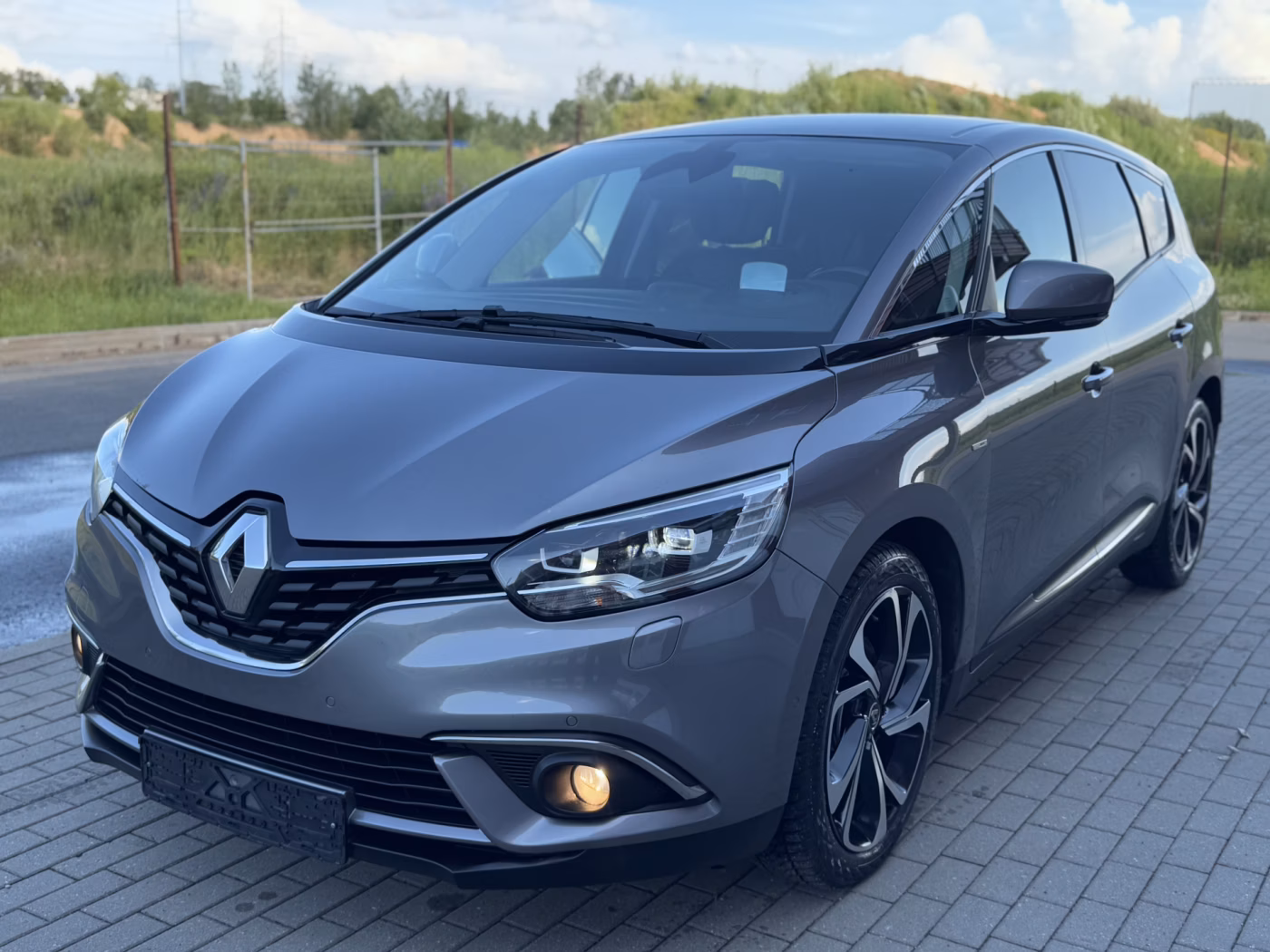Renault Grand Scenic фото 3