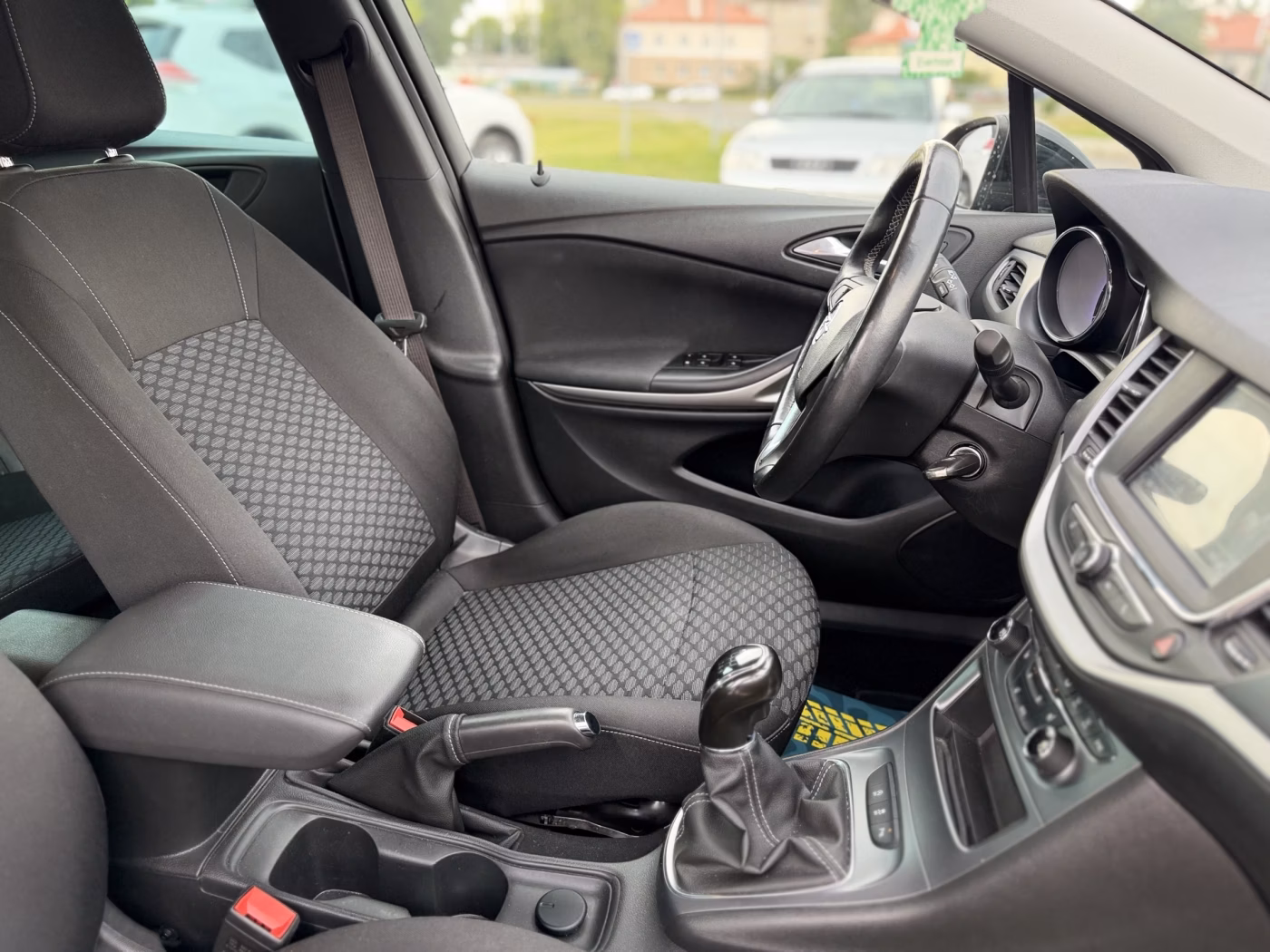 Opel Astra фото 21