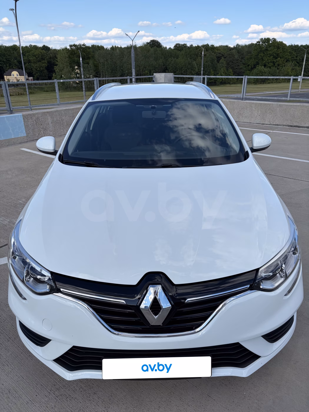 Renault Megane фото 9