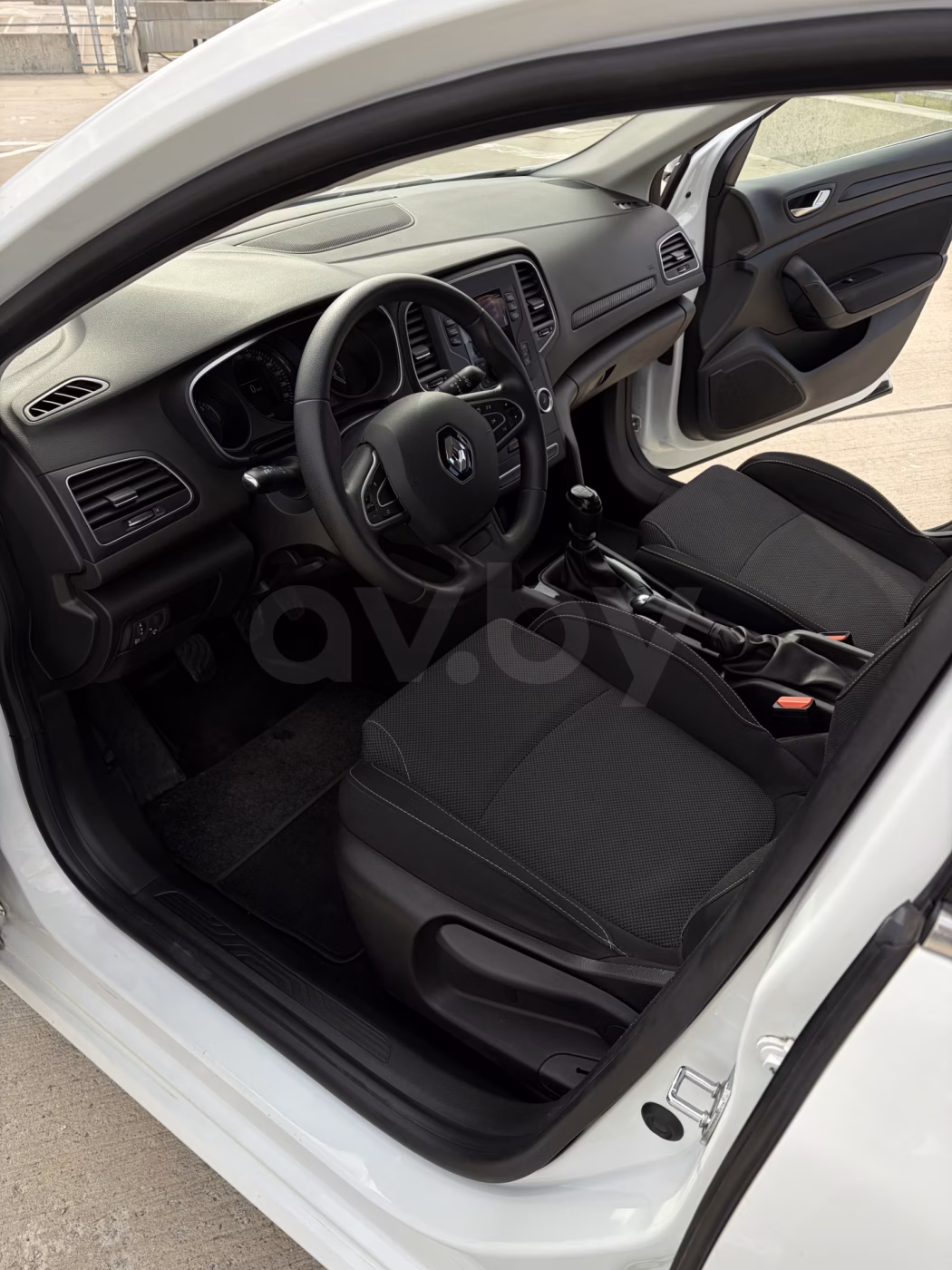 Renault Megane фото 20