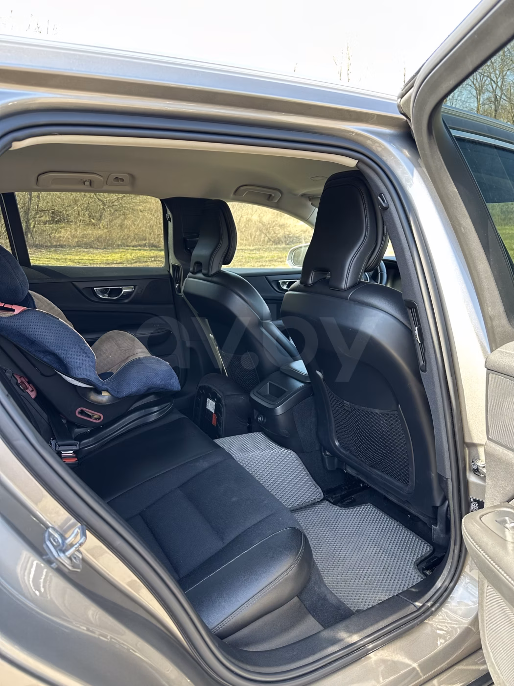 Volvo V60 фото 4