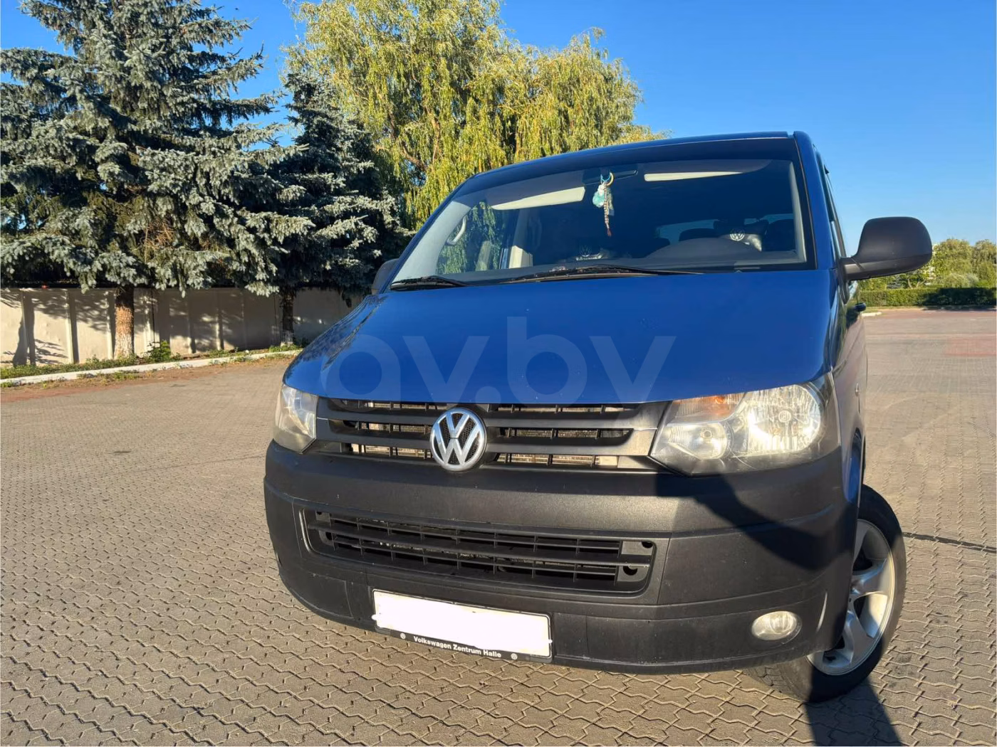Volkswagen Caravelle фото 2