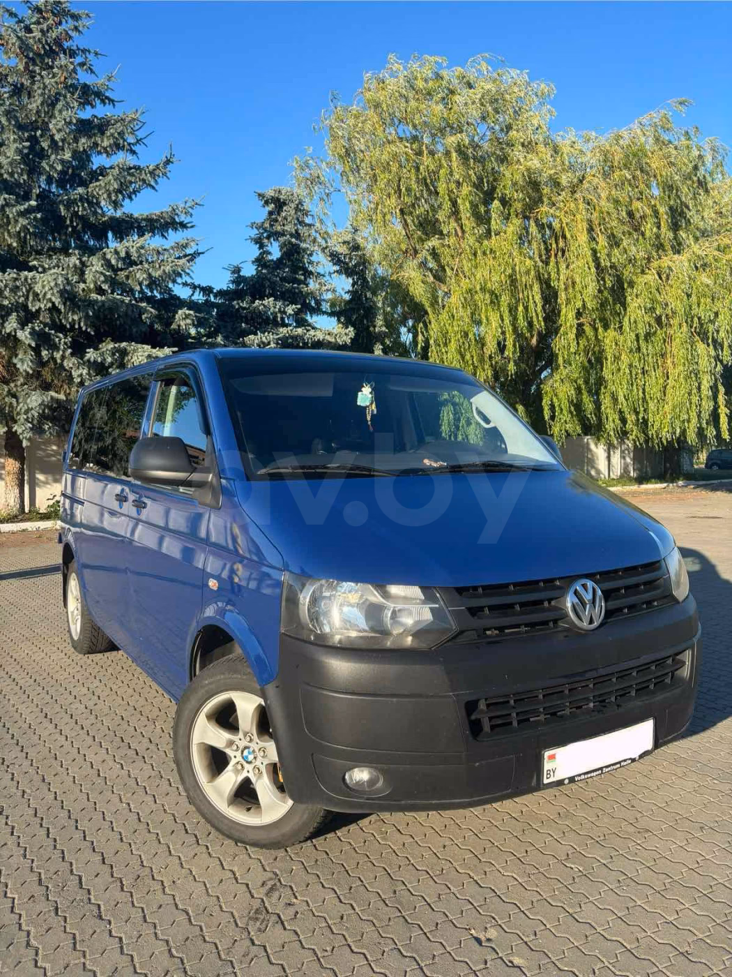 Volkswagen Caravelle фото 3