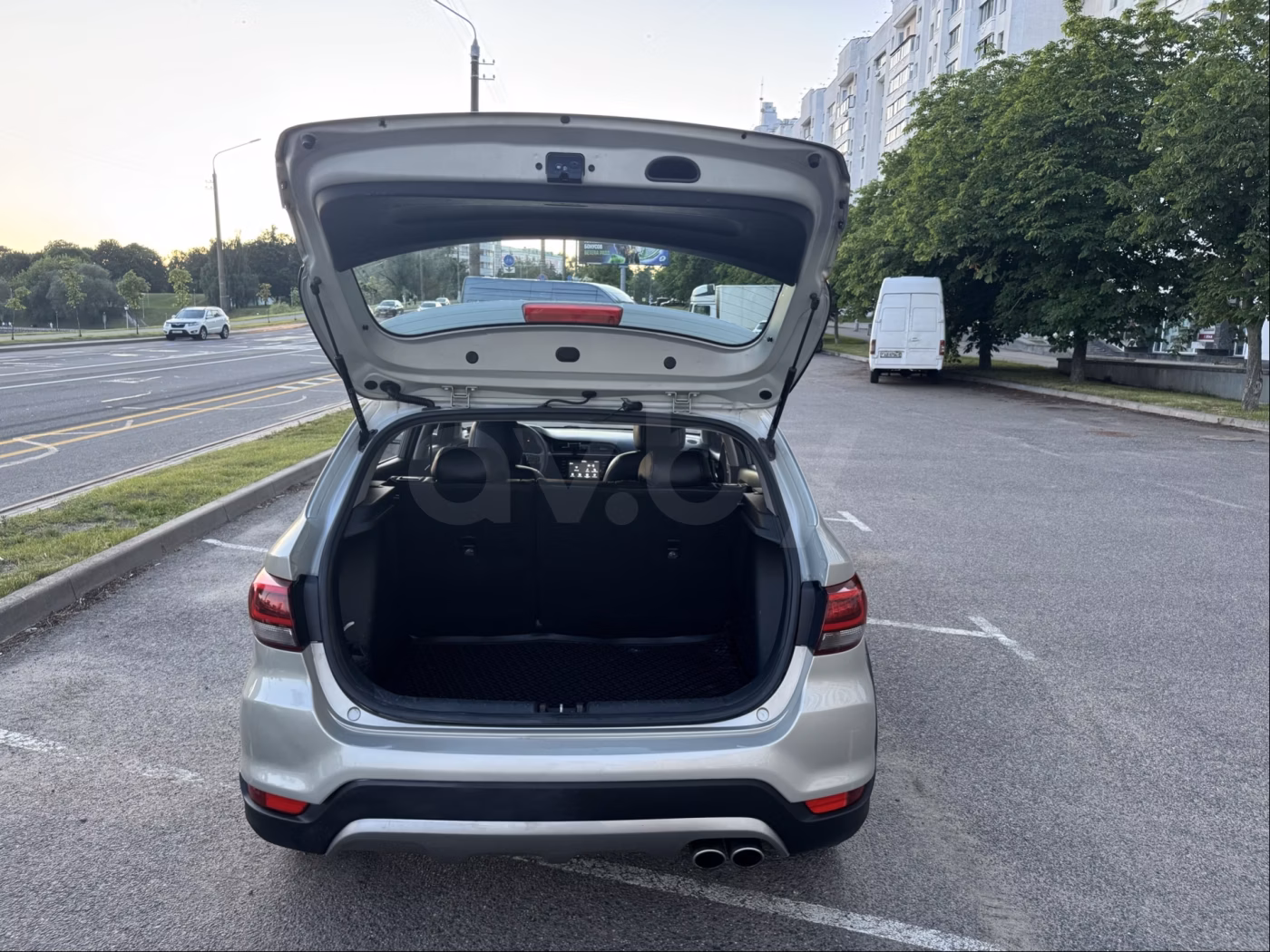 Kia Rio X (X-Line) фото 9