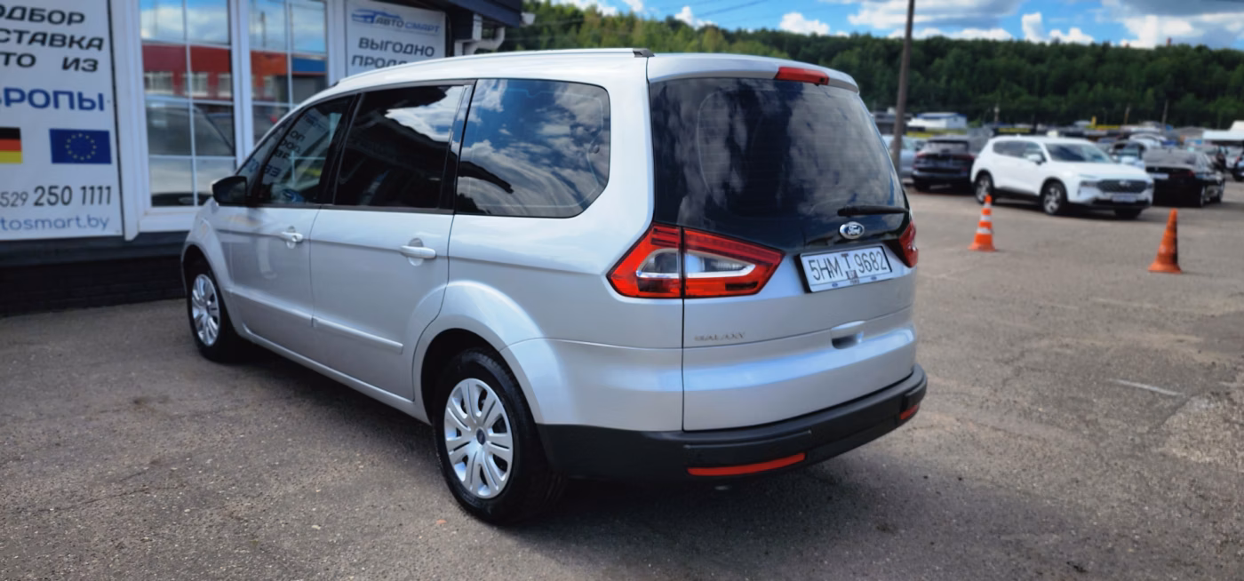 Ford Galaxy фото 5
