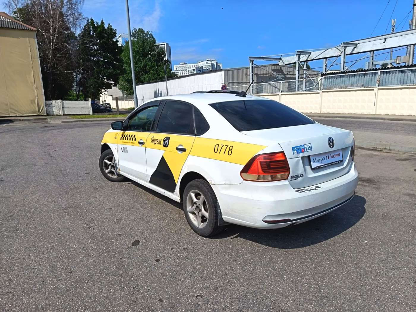 Volkswagen Polo Sedan фото 5