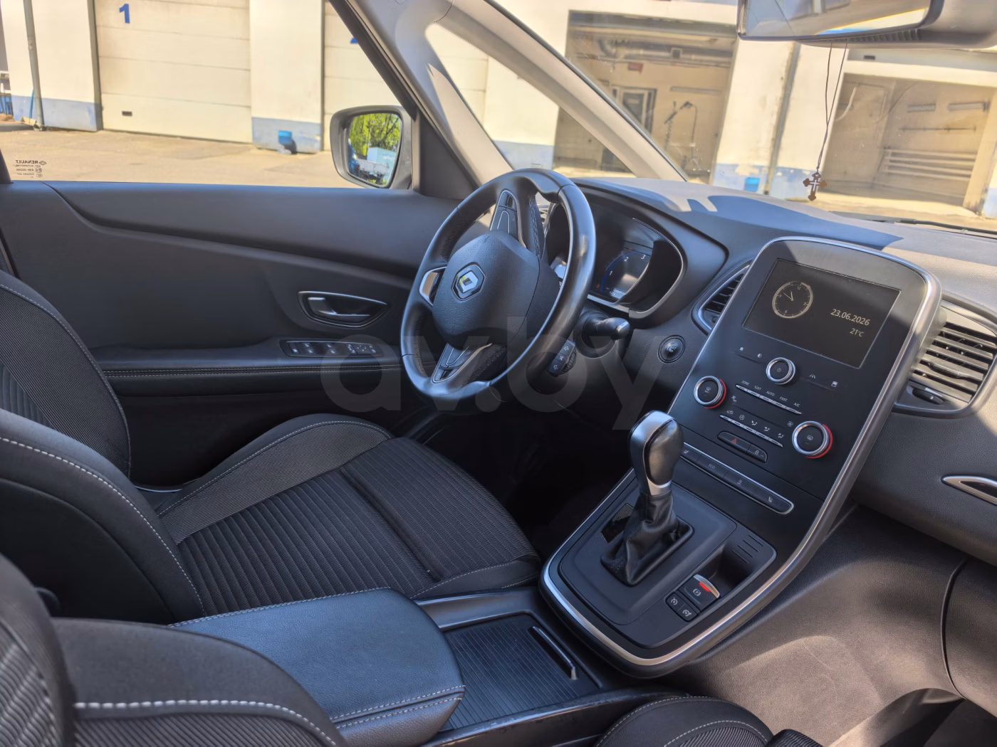 Renault Grand Scenic фото 18