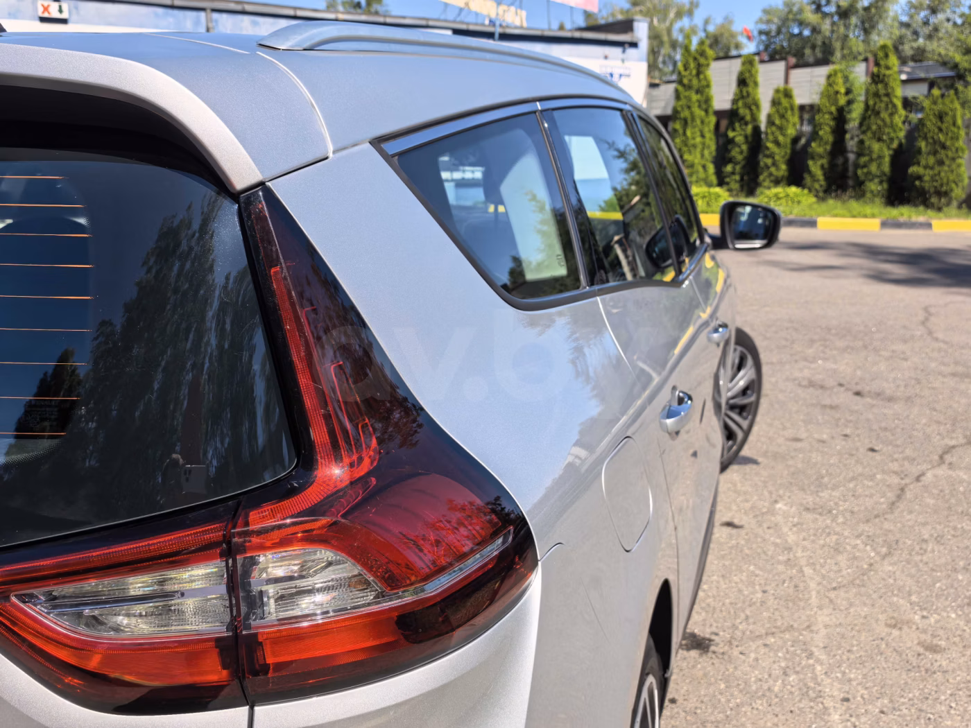 Renault Grand Scenic фото 21