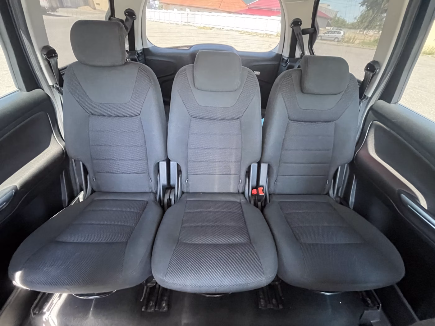Ford Galaxy фото 11