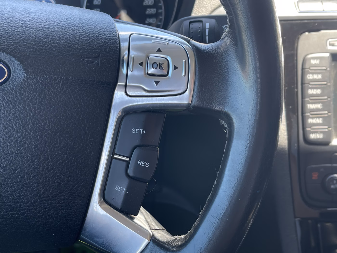 Ford Galaxy фото 22