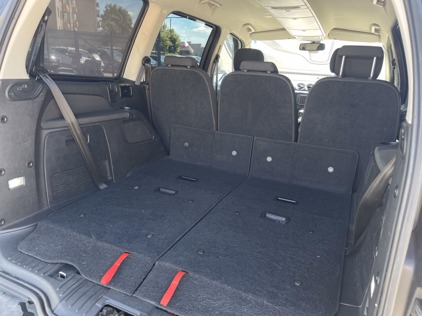 Ford Galaxy фото 28