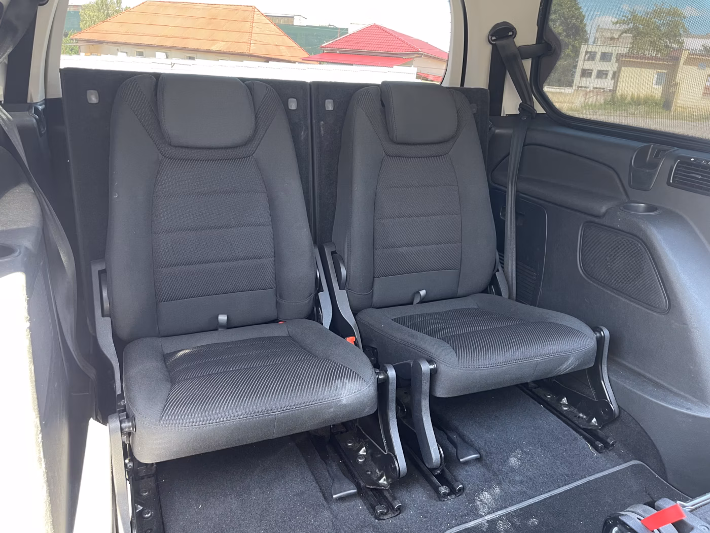 Ford Galaxy фото 26