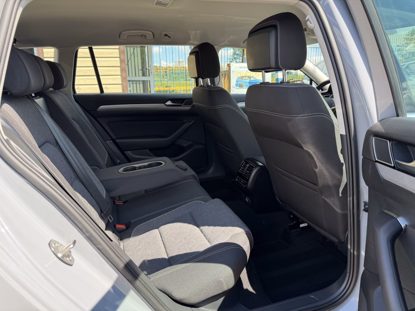 Volkswagen Passat фото 17