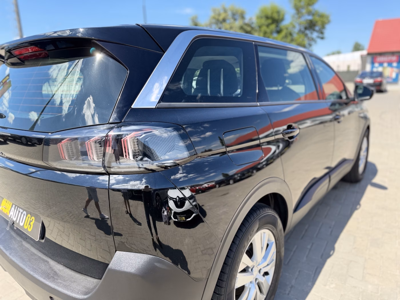 Peugeot 5008 фото 11