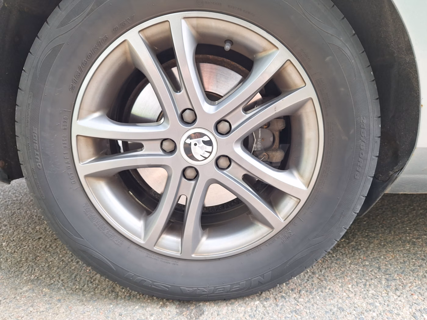 Skoda Superb фото 10
