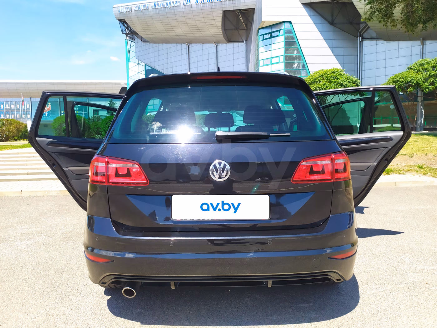 Volkswagen Golf Sportsvan фото 8