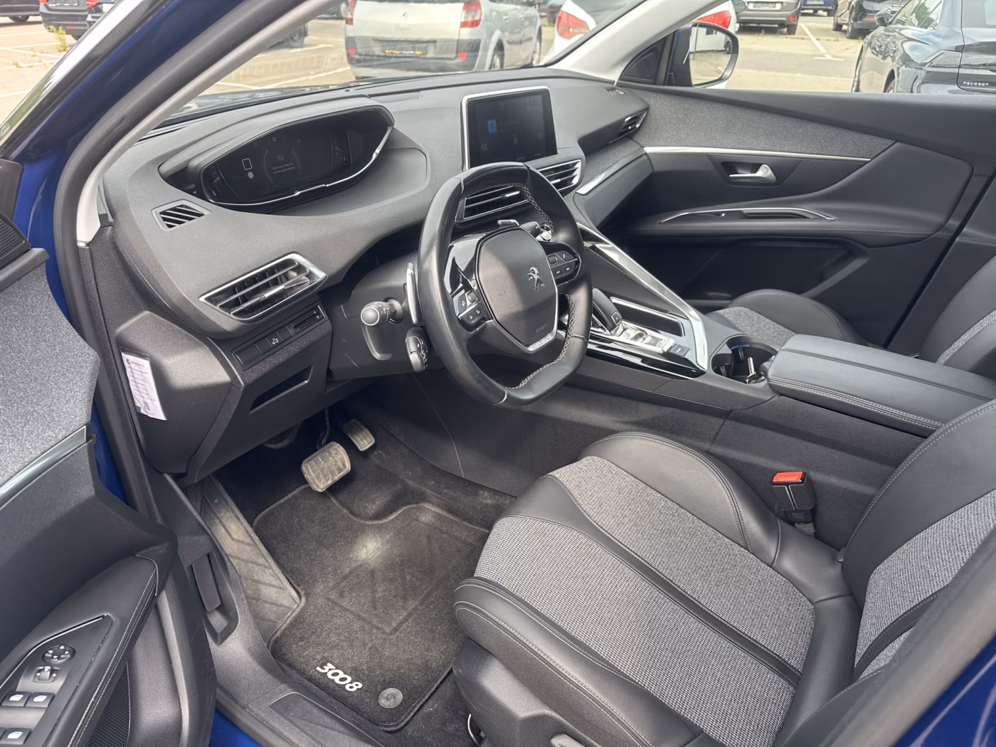 Peugeot 3008 фото 11