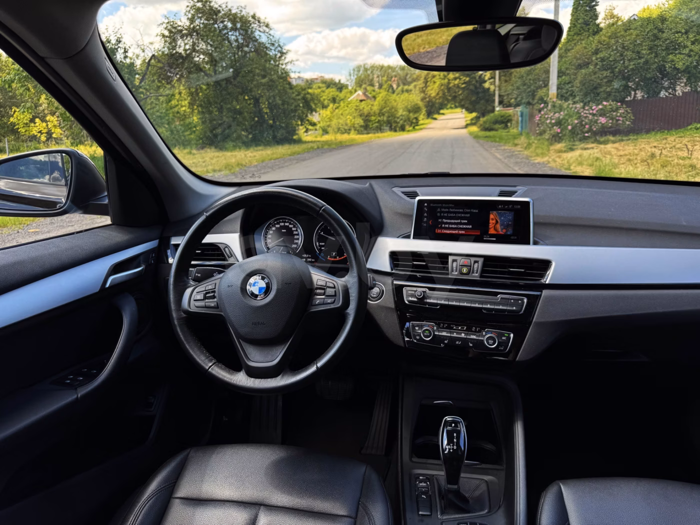 BMW X1 фото 12