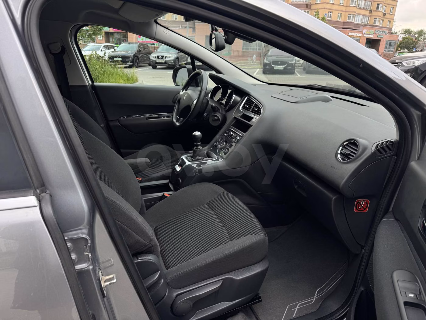 Peugeot 5008 фото 14