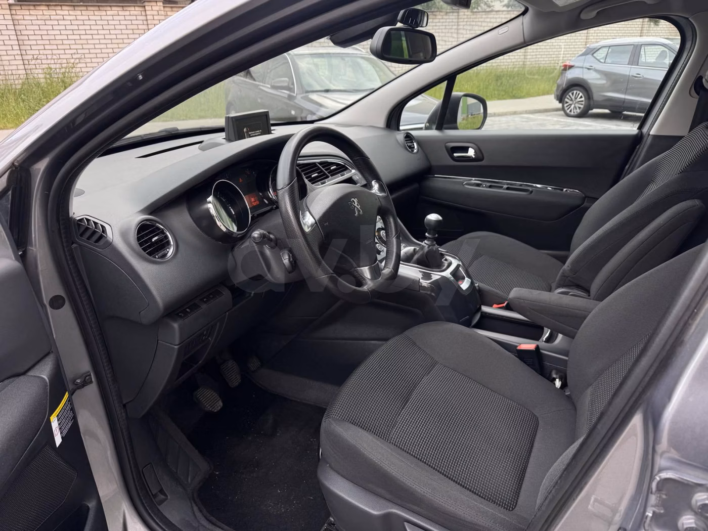 Peugeot 5008 фото 13