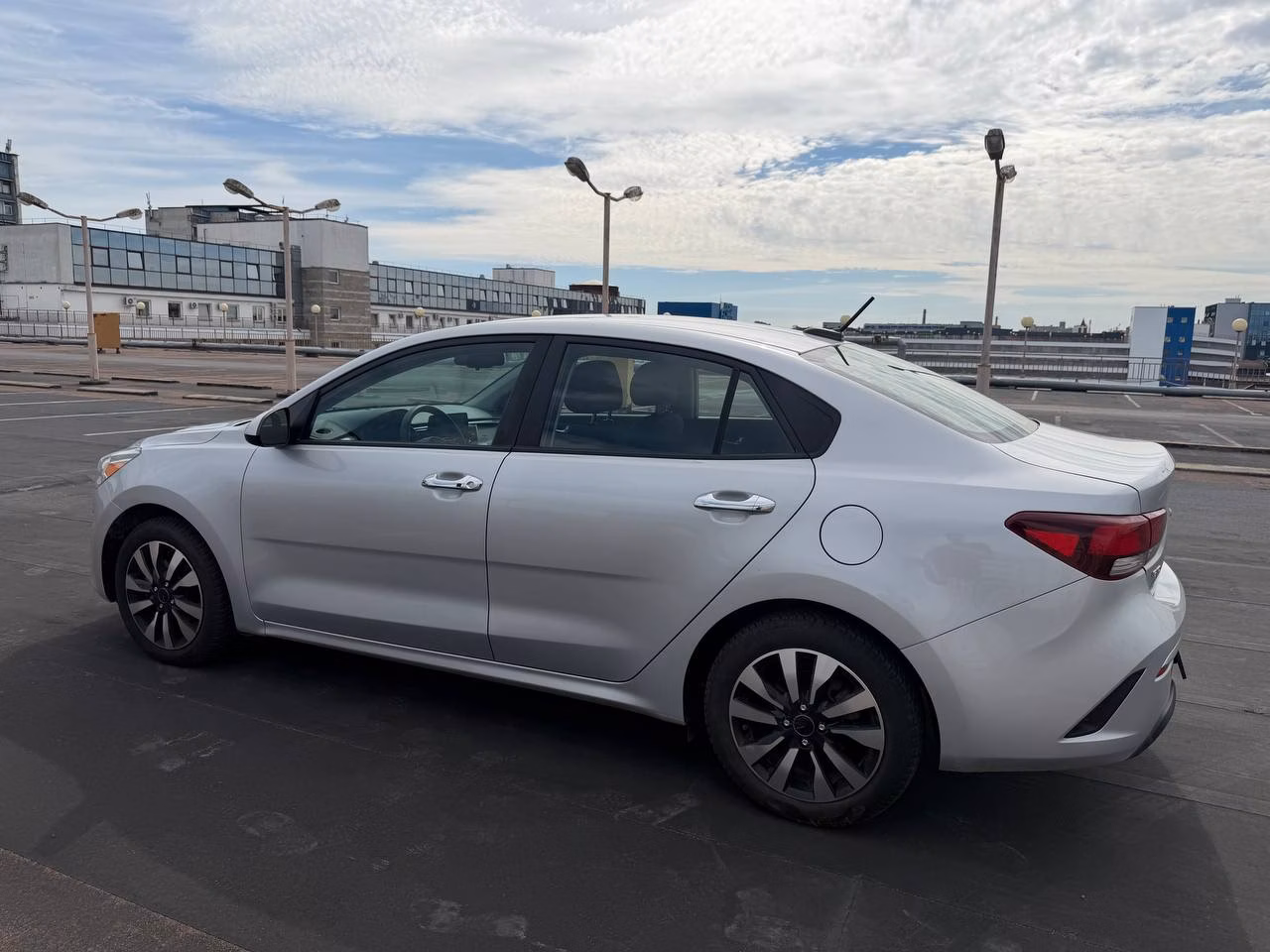 Kia Rio фото 6