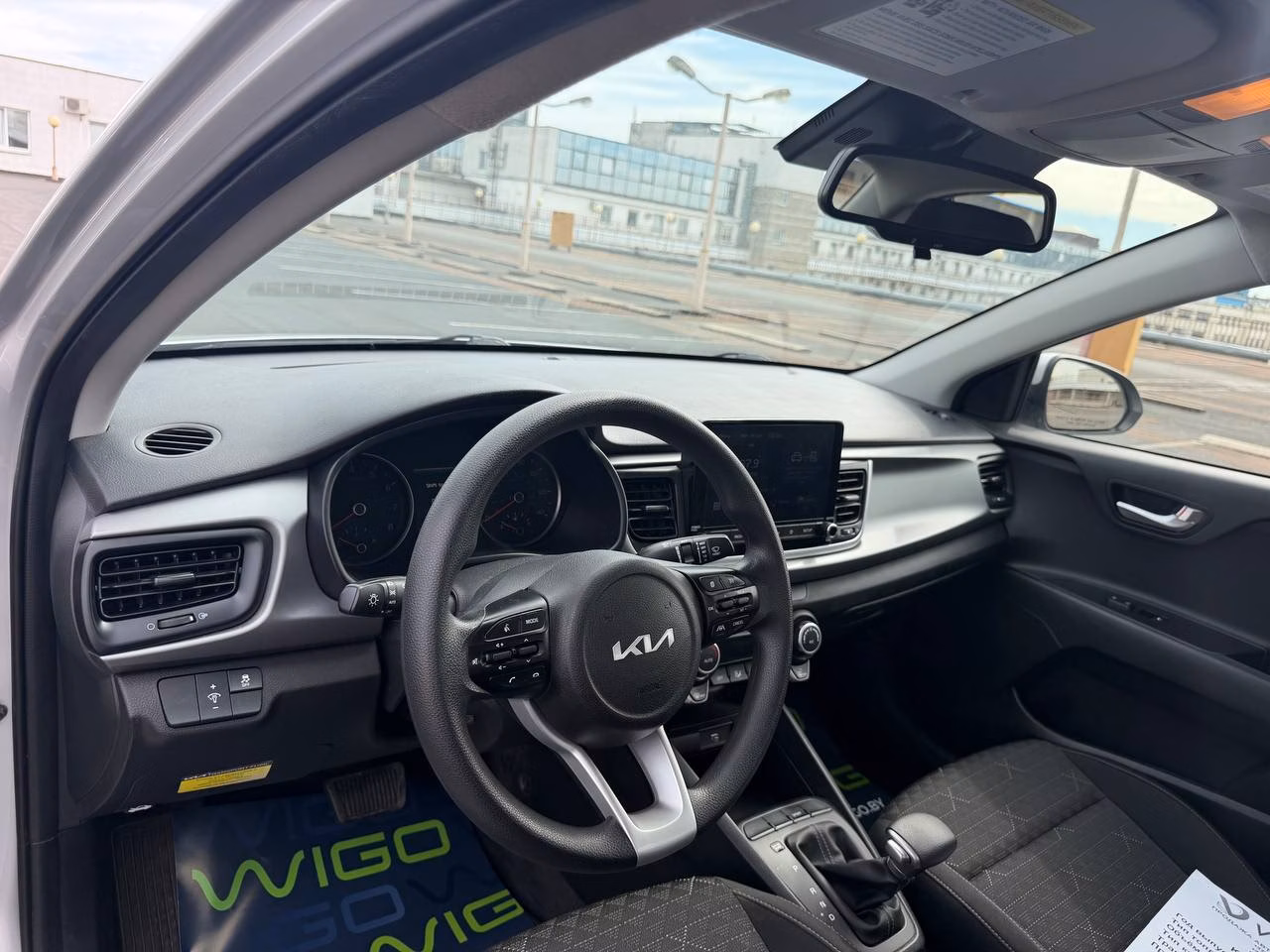Kia Rio фото 8