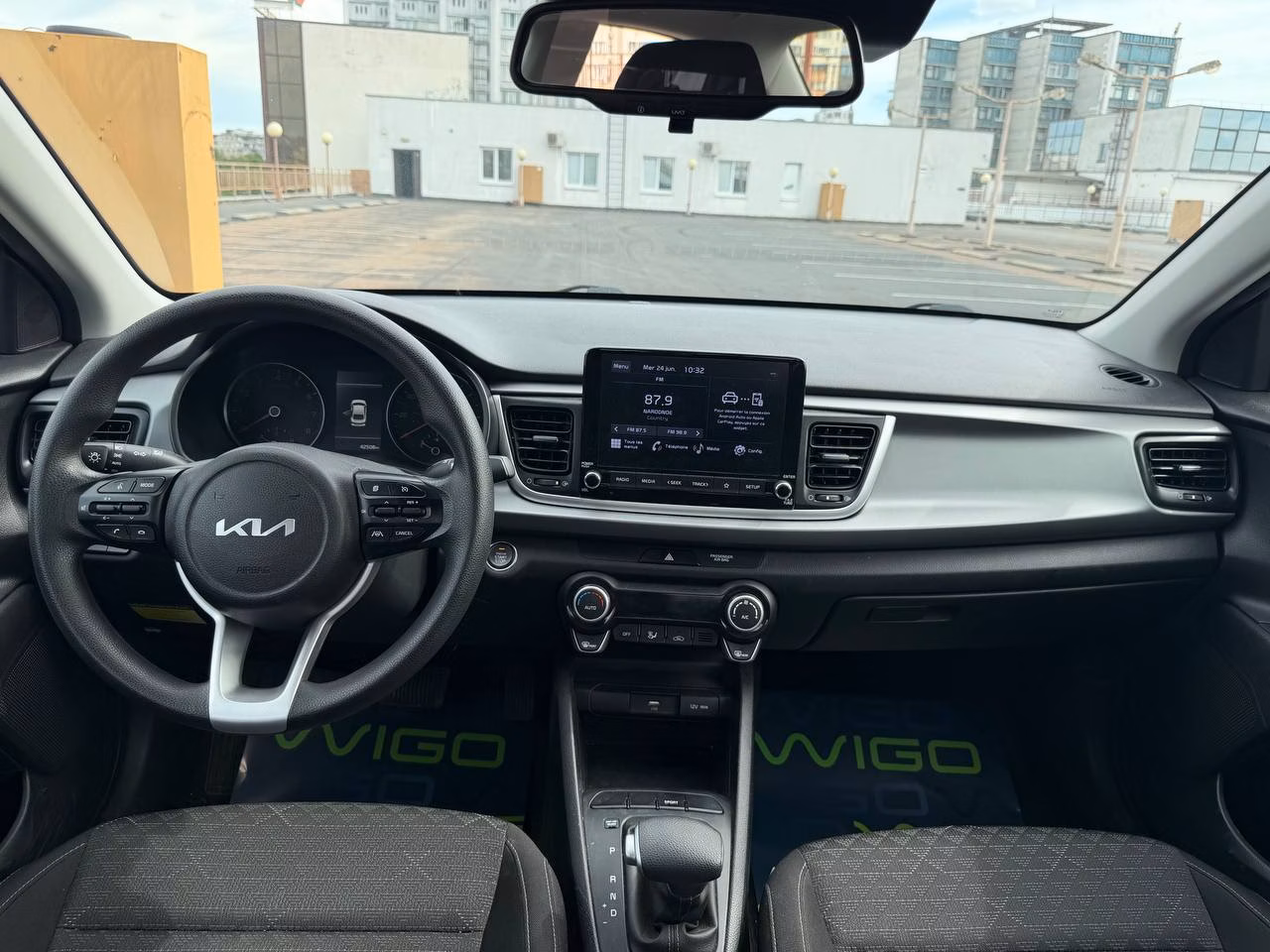 Kia Rio фото 9