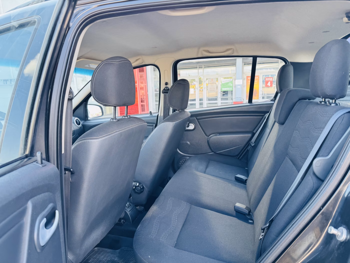 Renault Sandero Stepway фото 7