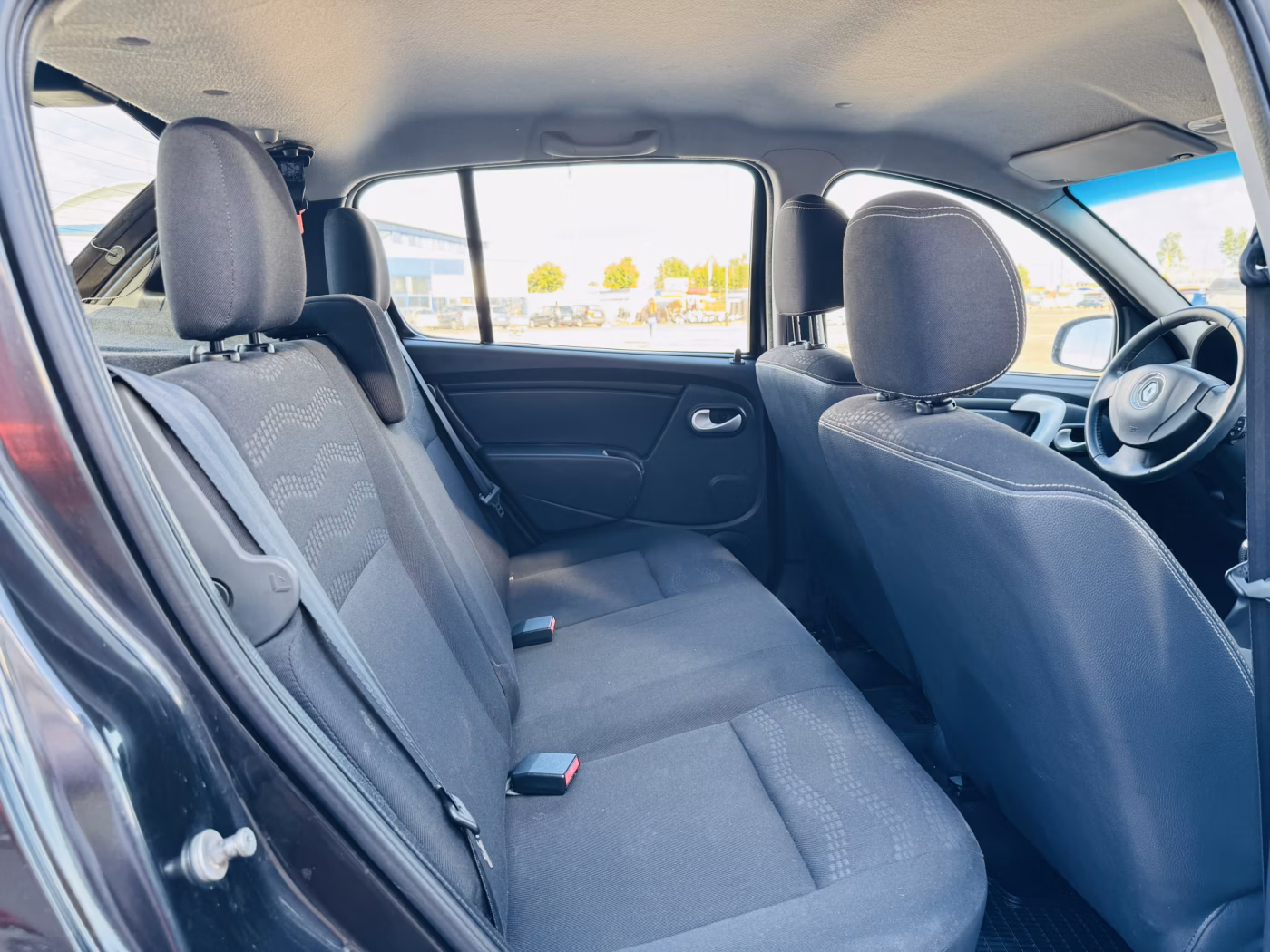 Renault Sandero Stepway фото 8
