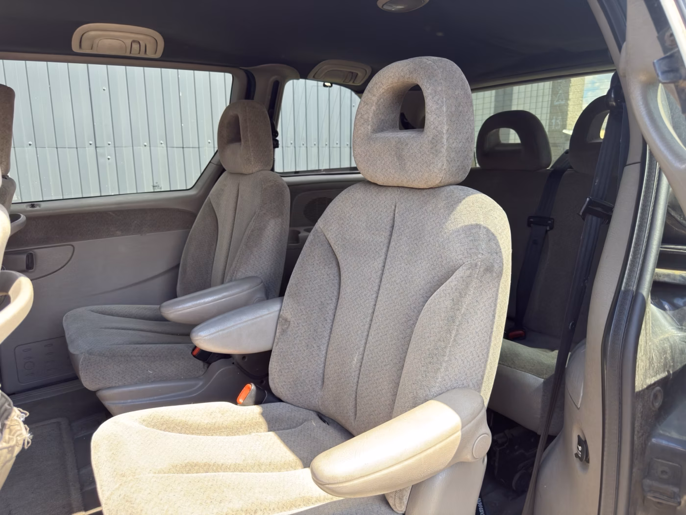 Chrysler Voyager фото 10