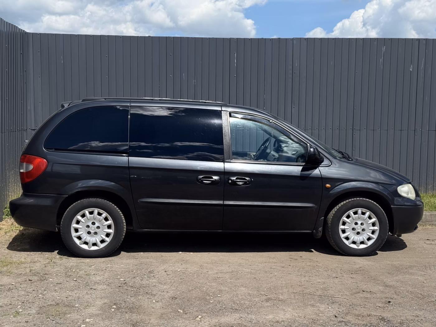 Chrysler Voyager фото 4