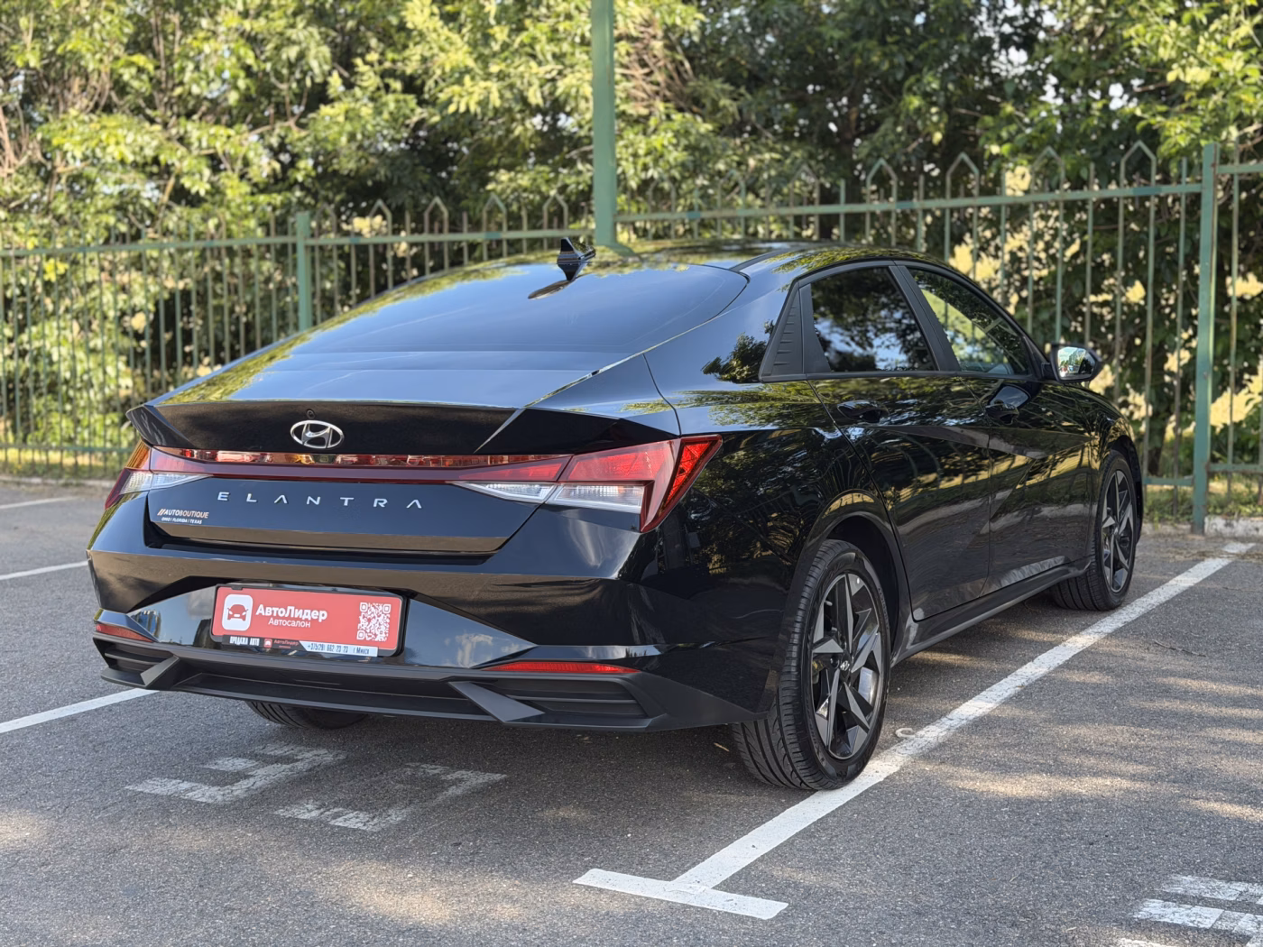 Hyundai Elantra фото 6
