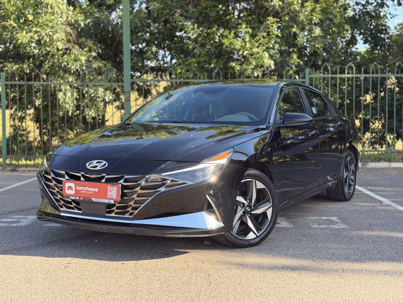 Hyundai Elantra фото 3