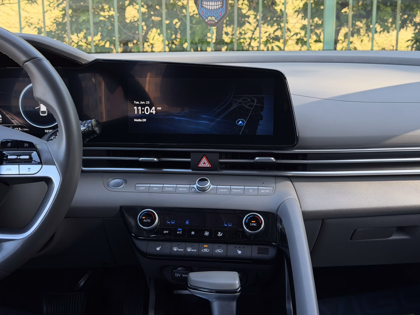 Hyundai Elantra фото 9