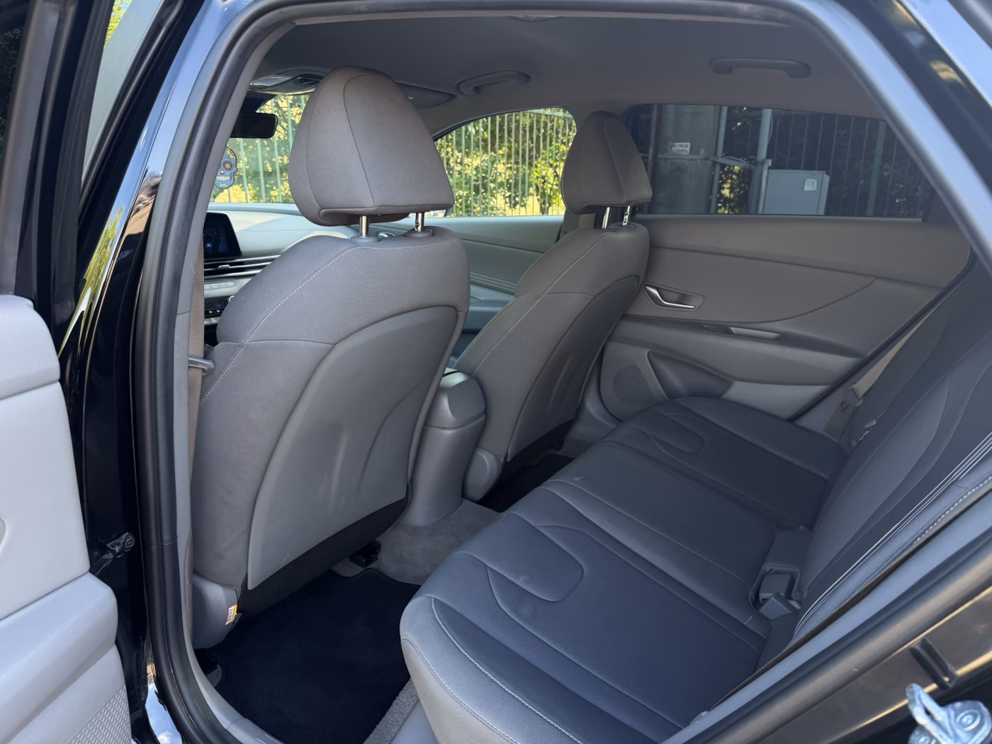 Hyundai Elantra фото 7