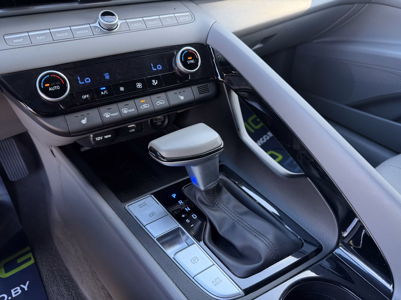 Hyundai Elantra фото 15