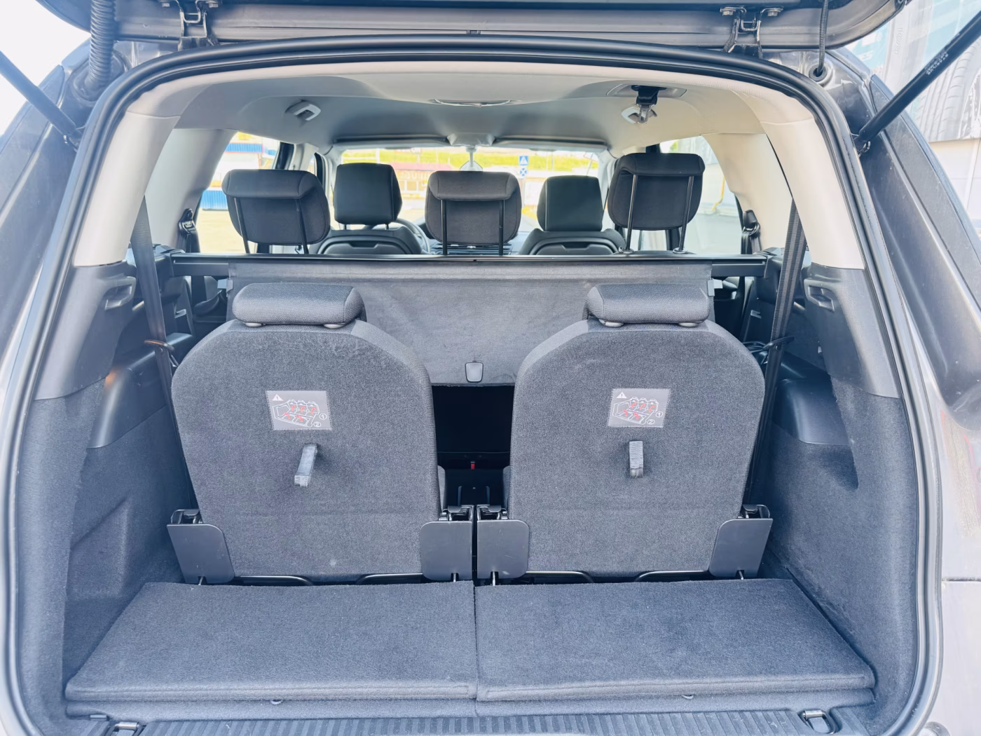 Citroen C4 Grand Spacetourer фото 8