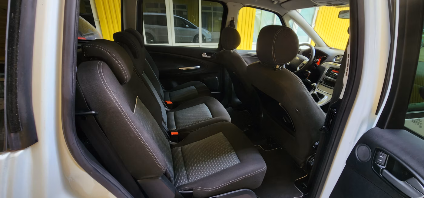 Ford Galaxy фото 9