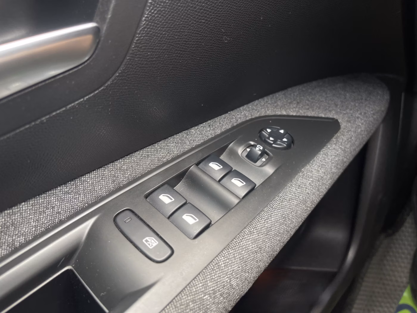 Peugeot 3008 фото 24