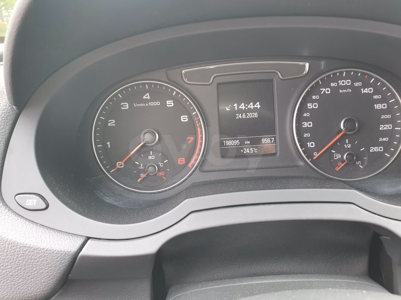 Audi Q3 фото 9