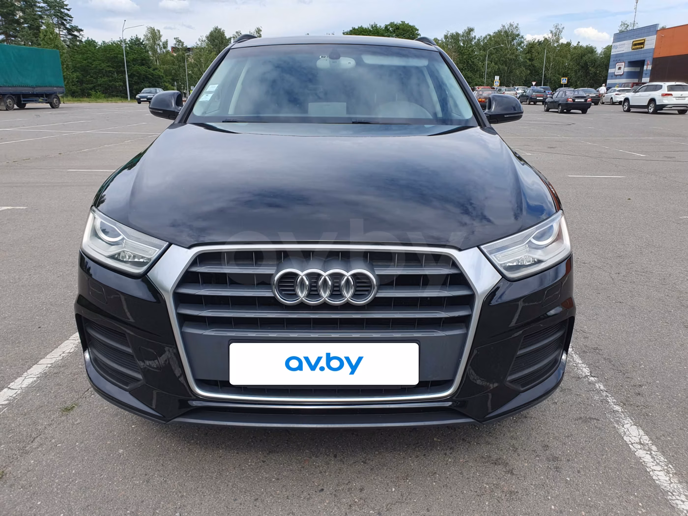 Audi Q3 фото 8