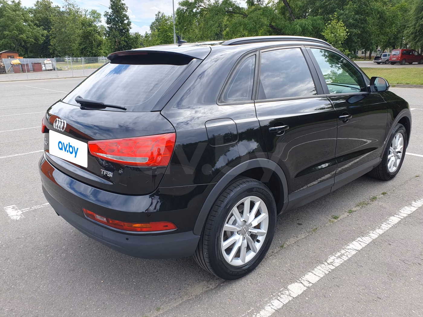 Audi Q3 фото 5