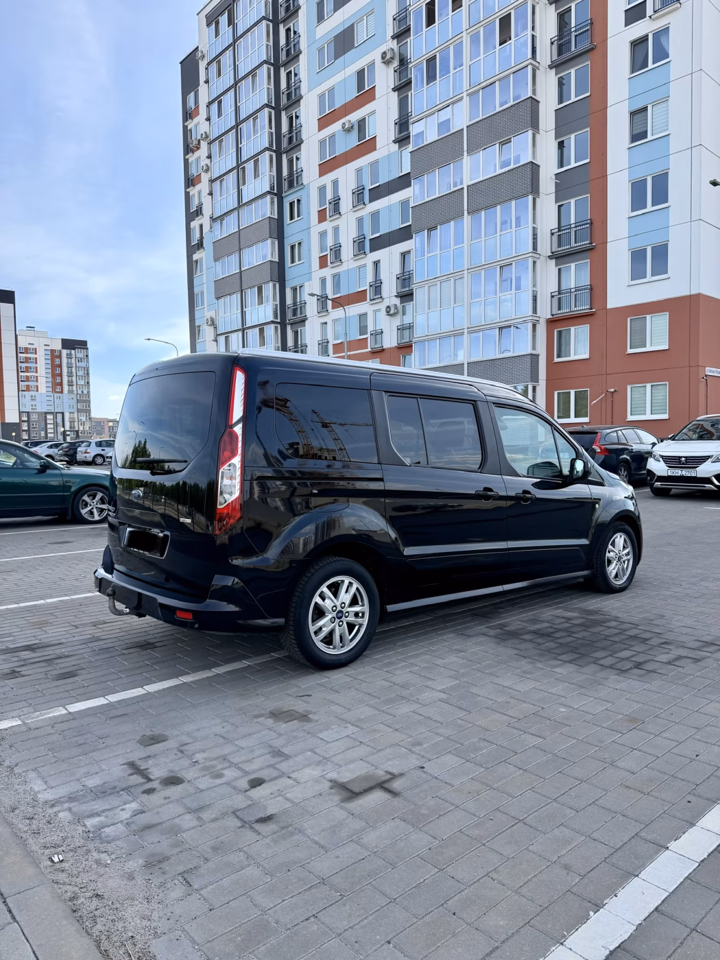 Ford Tourneo Connect фото 5