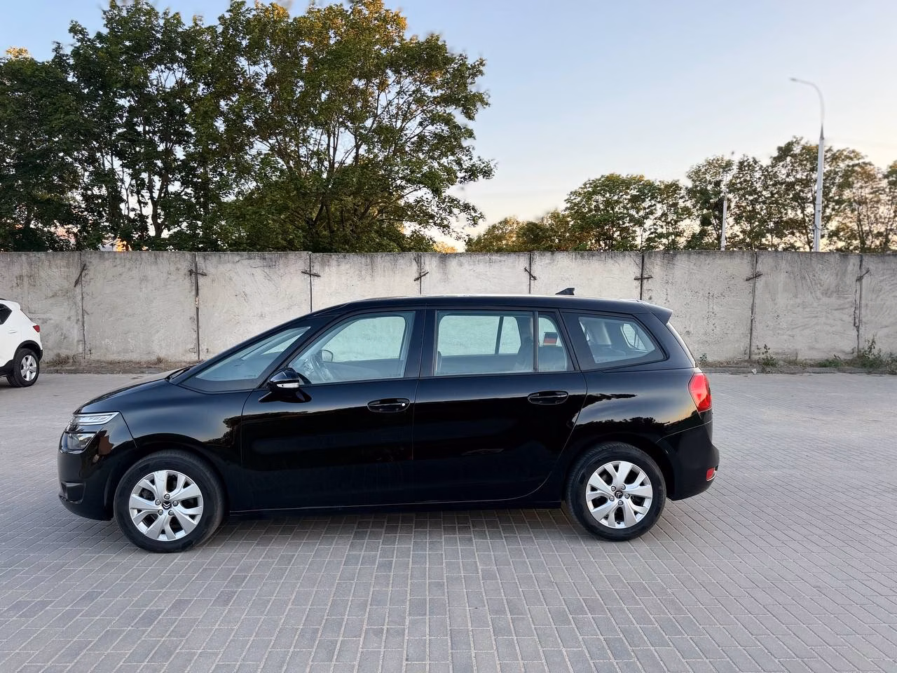 Citroen C4 Grand Picasso фото 4