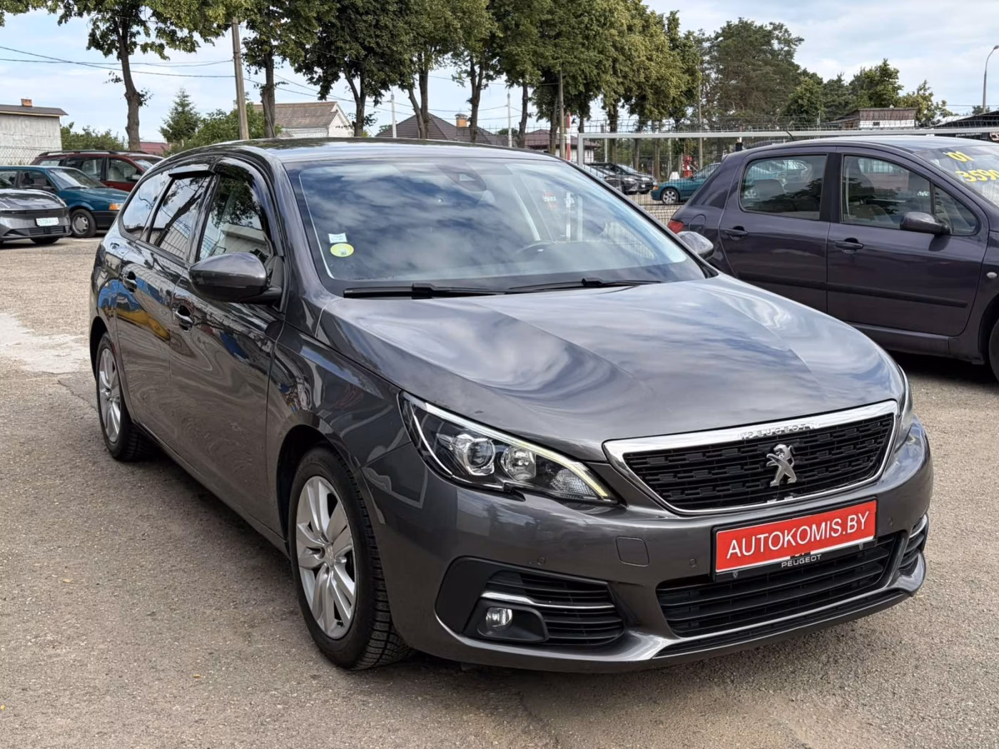 Peugeot 308 фото 3