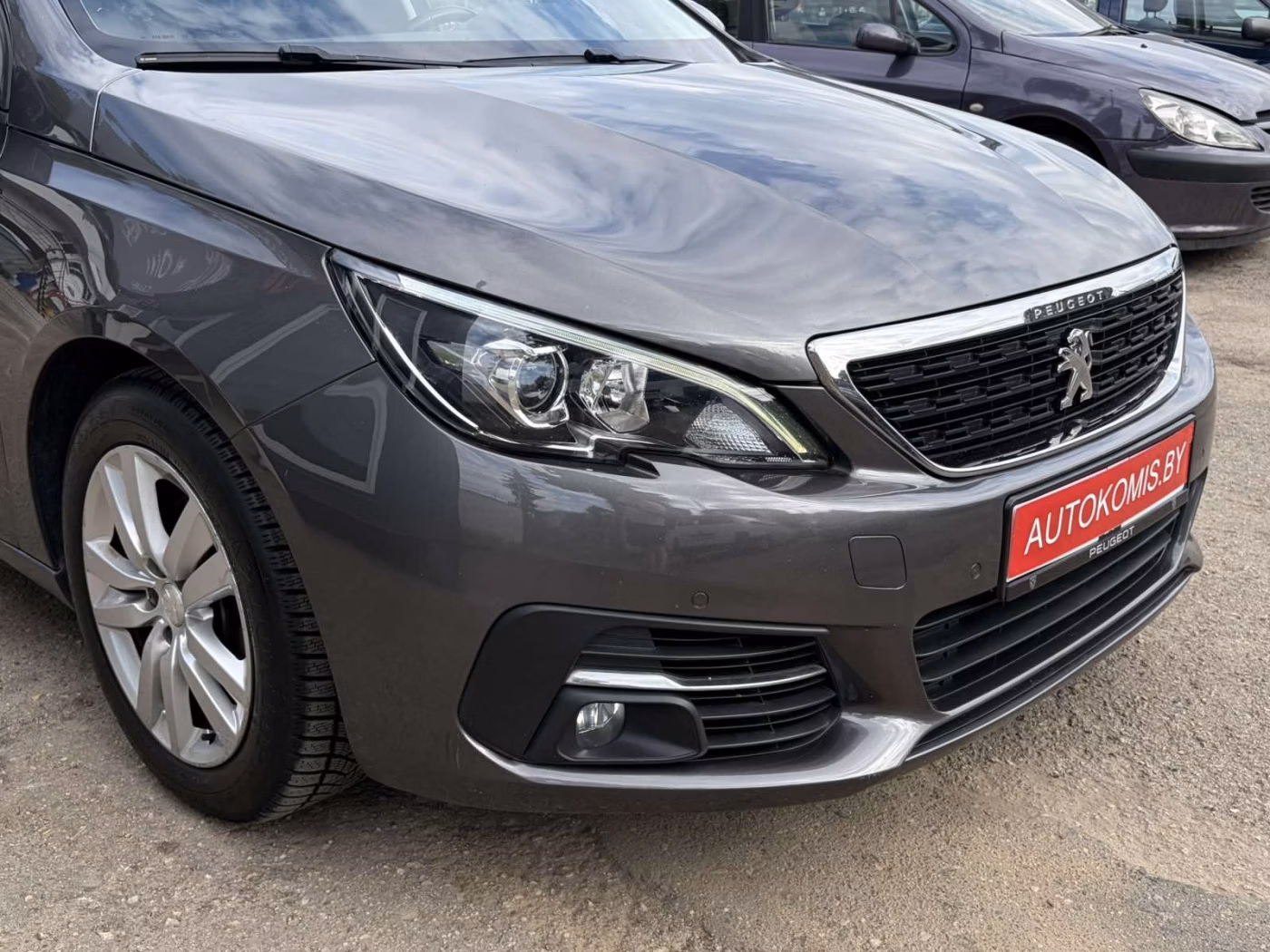 Peugeot 308 фото 10