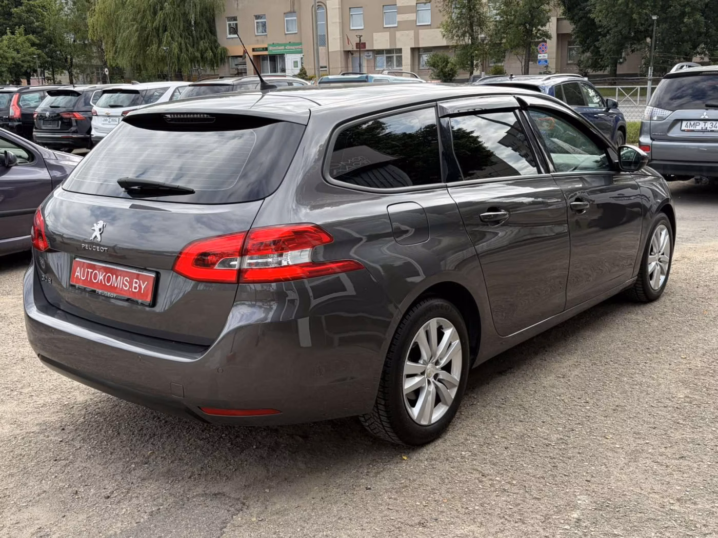 Peugeot 308 фото 4