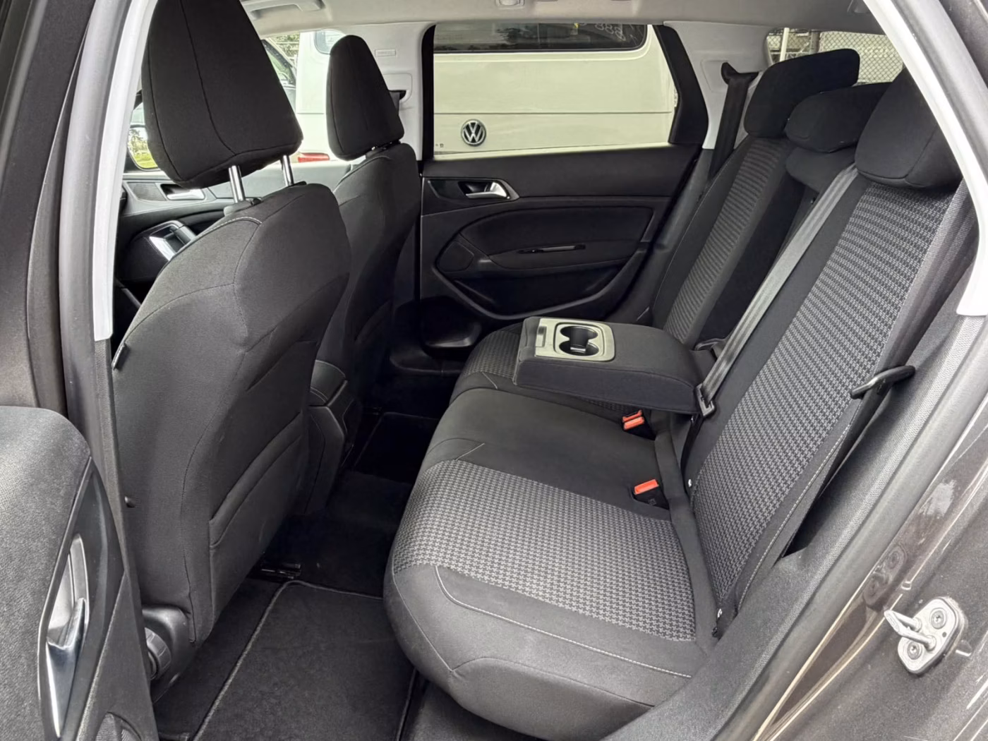 Peugeot 308 фото 19