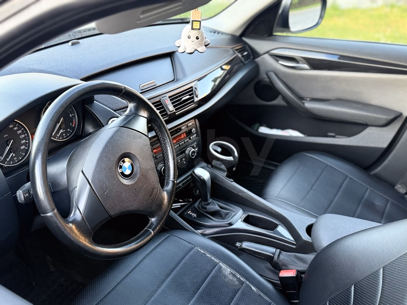 BMW X1 фото 7