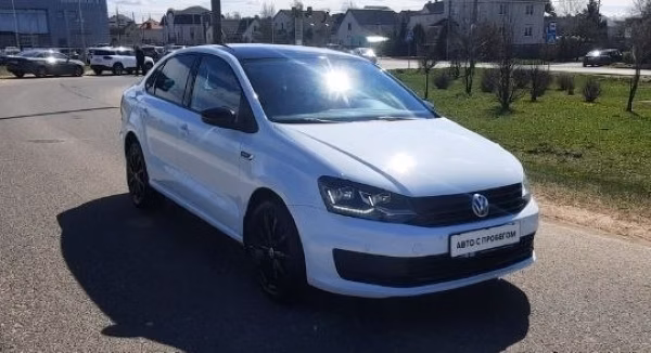 Volkswagen Polo Sedan